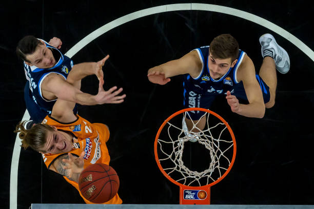 他凭借毅力 他凭借毅力