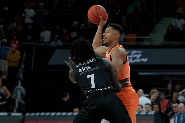 了球迷的喝 了球迷的喝